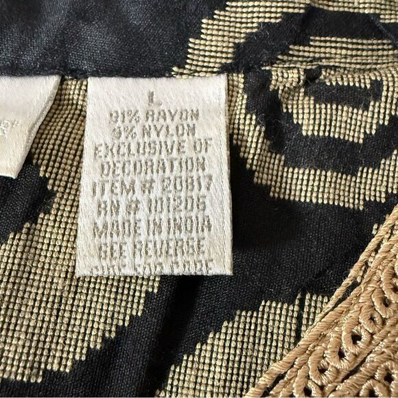 Soft Surroundings Top Tunic Womens Sz L Black Gold Embroidered V Neck Boho Fest - Picture 10 of 13